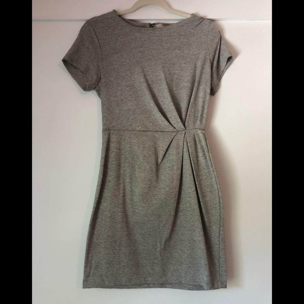 Grey, cinched waist short dress
